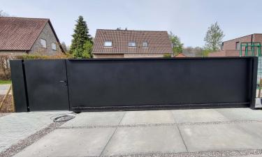Aluminium design schuifpoort met looppoort | alinel profielen